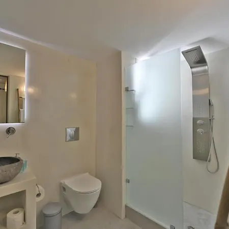 Kleri's 4 Apartment